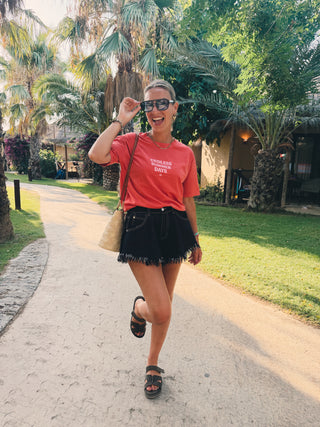 Summer Days Tee - Washed Red