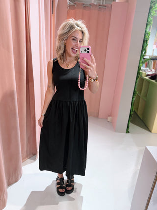 Mitzy Dress - Zwart