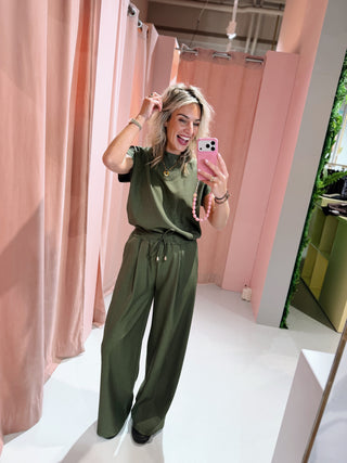 Arlette Pak - Army