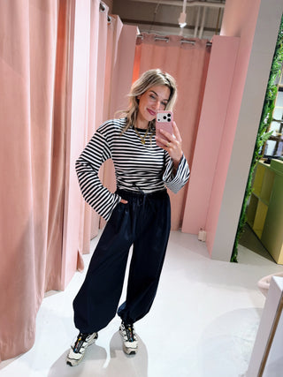 Kiera Longsleeve - Navy/Wit