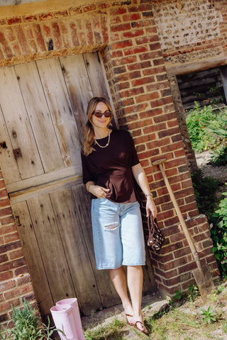 Flora Tee - Bruin