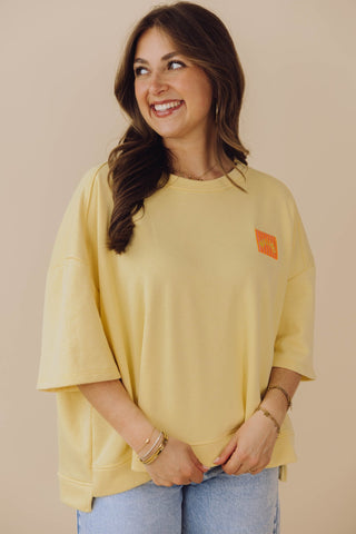 Vicky Tee - Geel
