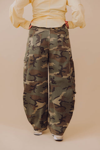 Vita Barrel Jeans - Camouflage