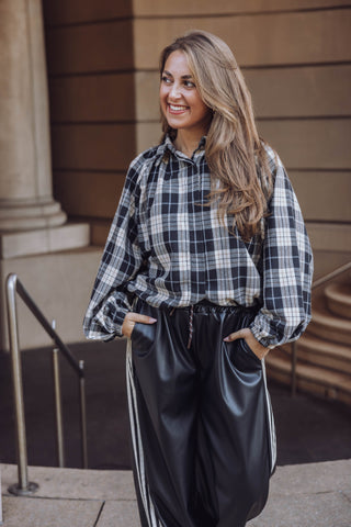 Lynn Ruit Blouse - Zwart