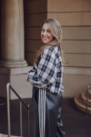 Lynn Ruit Blouse - Zwart