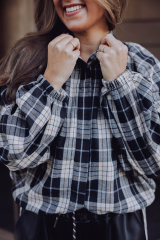 Lynn Ruit Blouse - Zwart