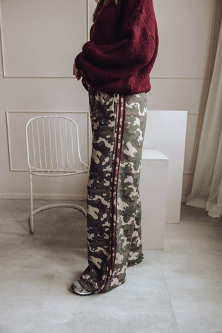 Noel Camouflage Pants - Bordeaux